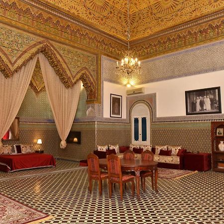 Youssef Fez Buitenkant foto
