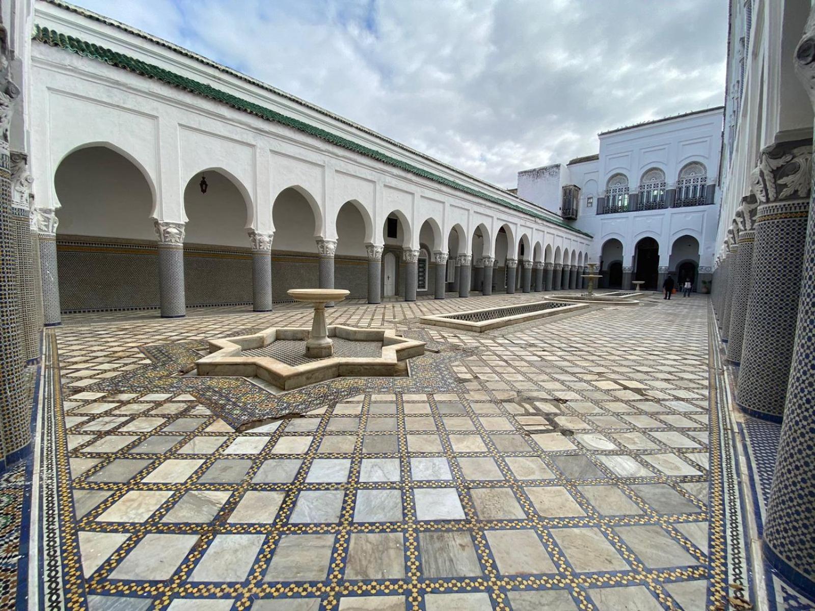Youssef Fez Buitenkant foto