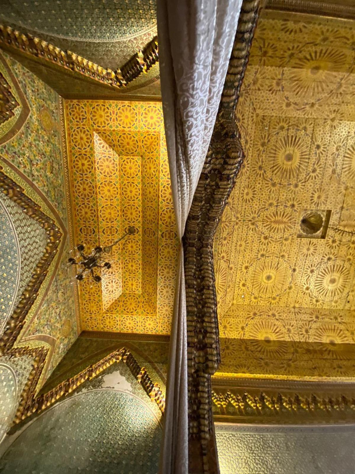 Youssef Fez Buitenkant foto