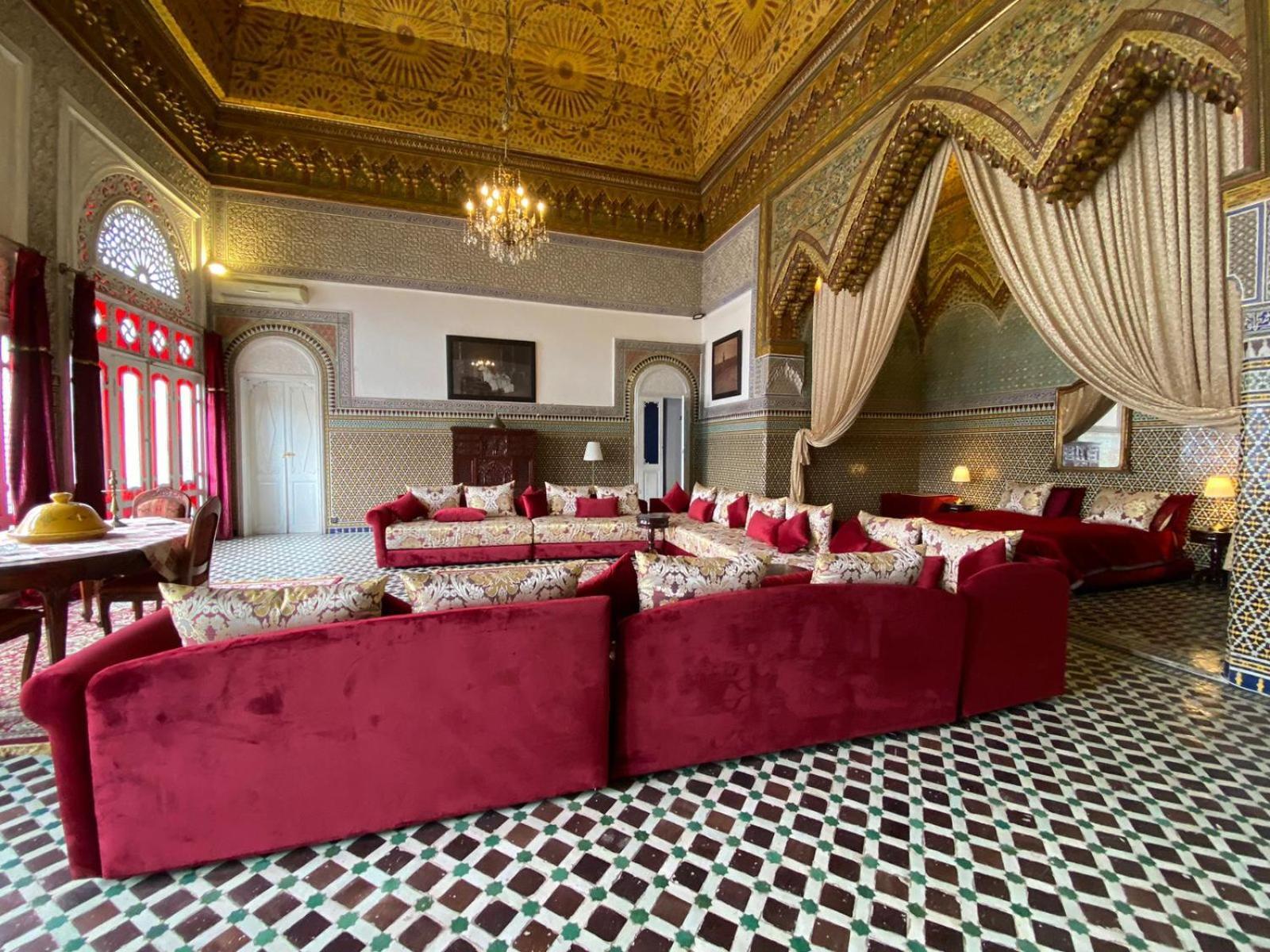 Youssef Fez Buitenkant foto