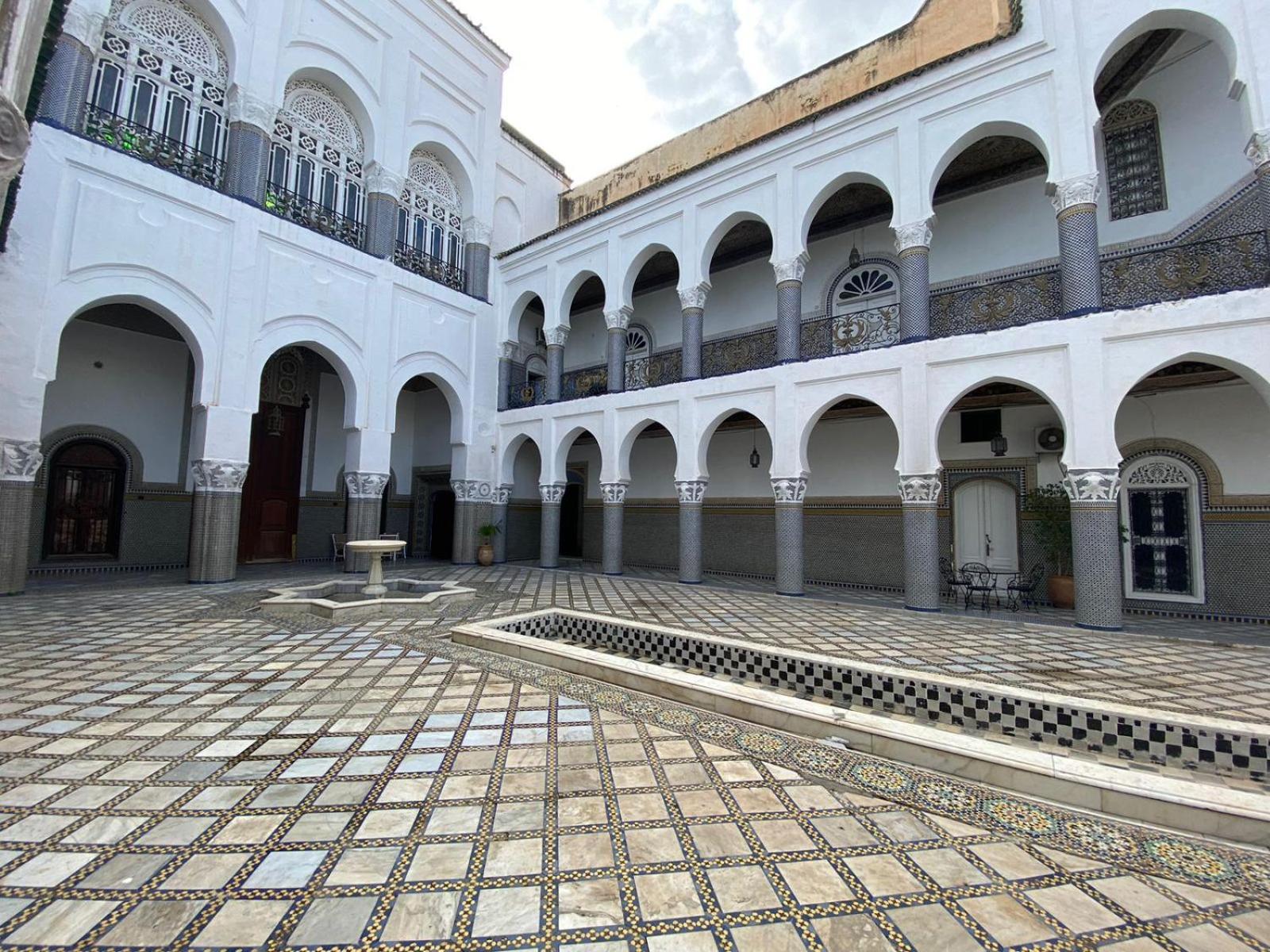 Youssef Fez Buitenkant foto