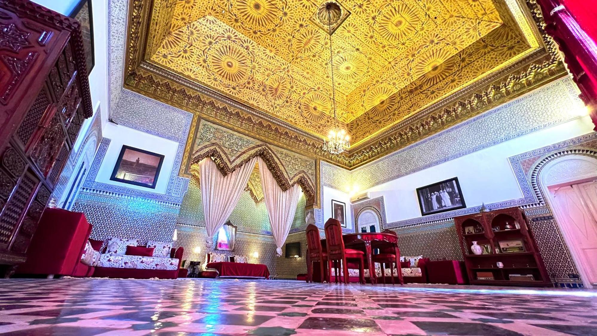 Youssef Fez Buitenkant foto