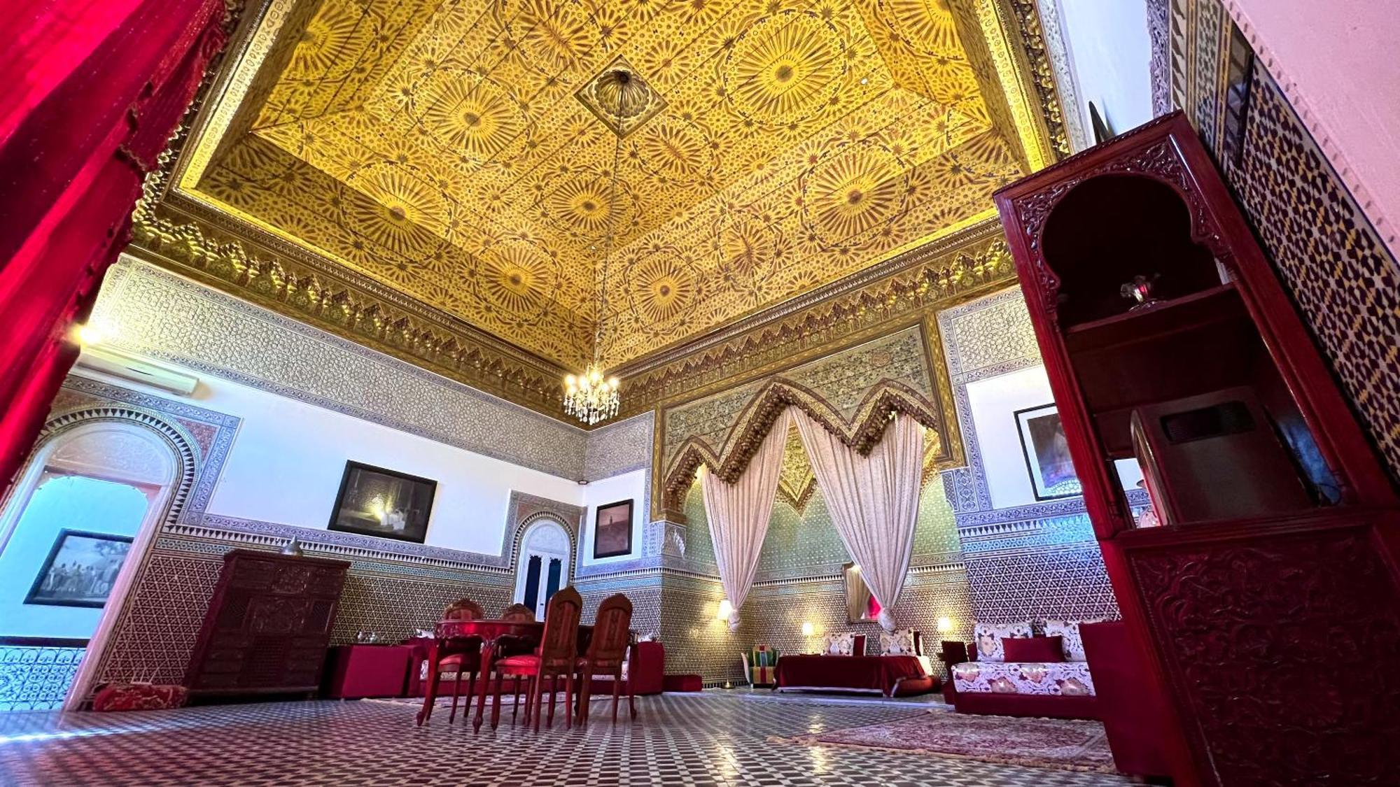 Youssef Fez Buitenkant foto