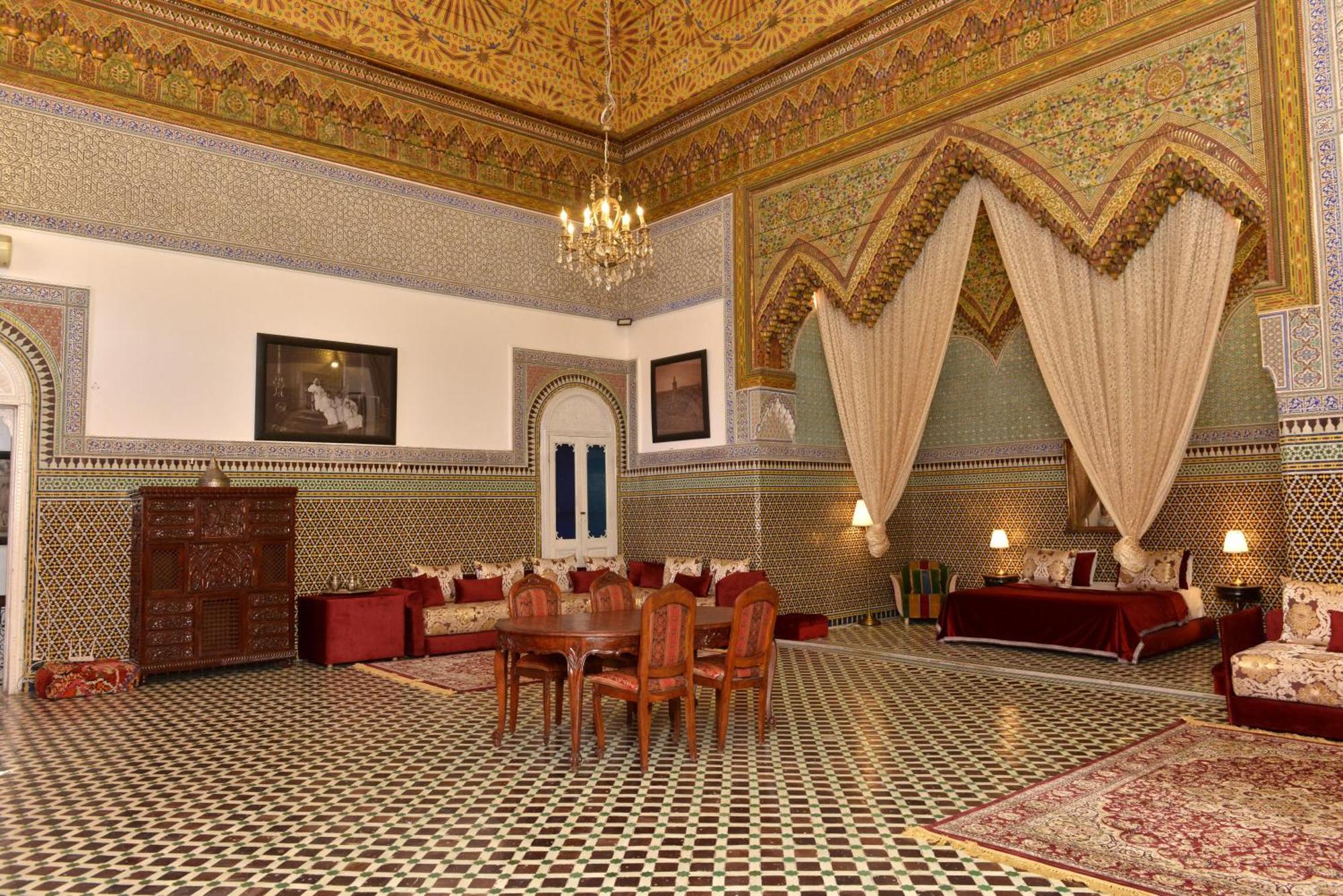 Youssef Fez Buitenkant foto