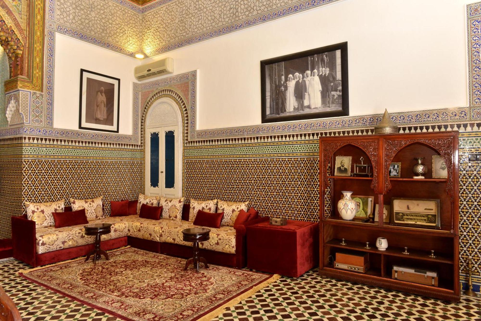 Youssef Fez Buitenkant foto
