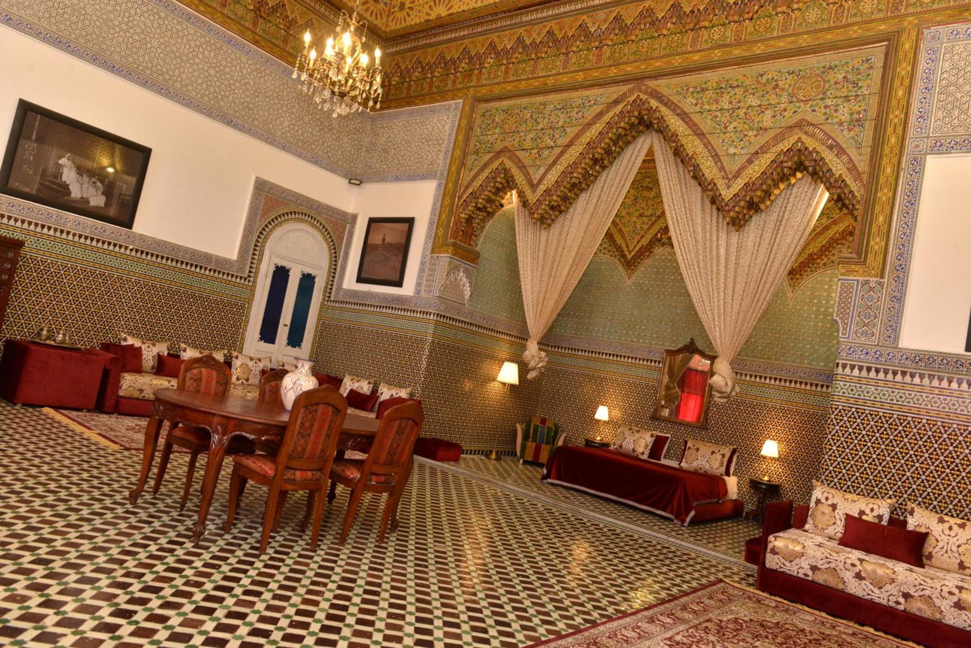 Youssef Fez Buitenkant foto