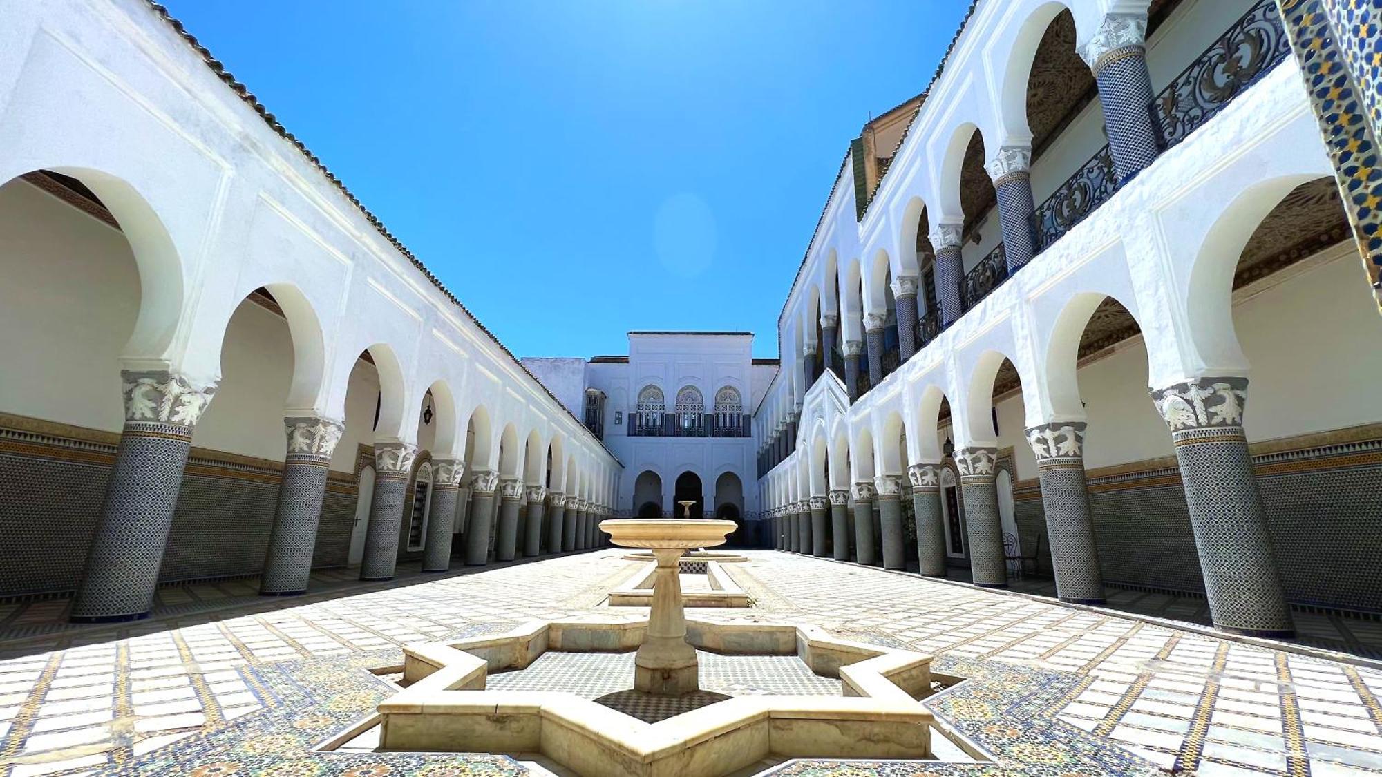 Youssef Fez Buitenkant foto